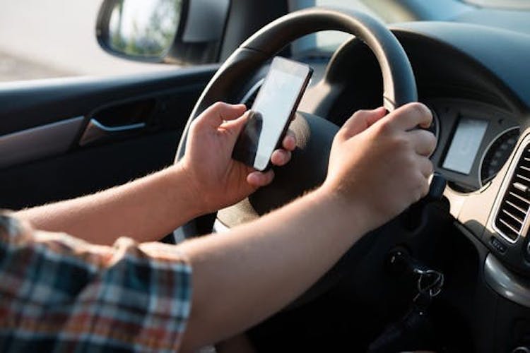 Arizona Distracted Driving Law Grace Period Ends January 1st 
