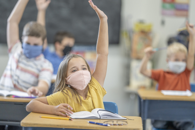 CDC: Vaccinated Teachers & Students Don’t Require Masks