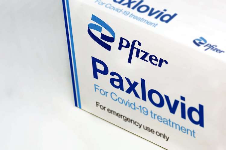 FDA Allows Pharmacists to Prescribe Pfizer’s COVID-19 Paxlovid Pill