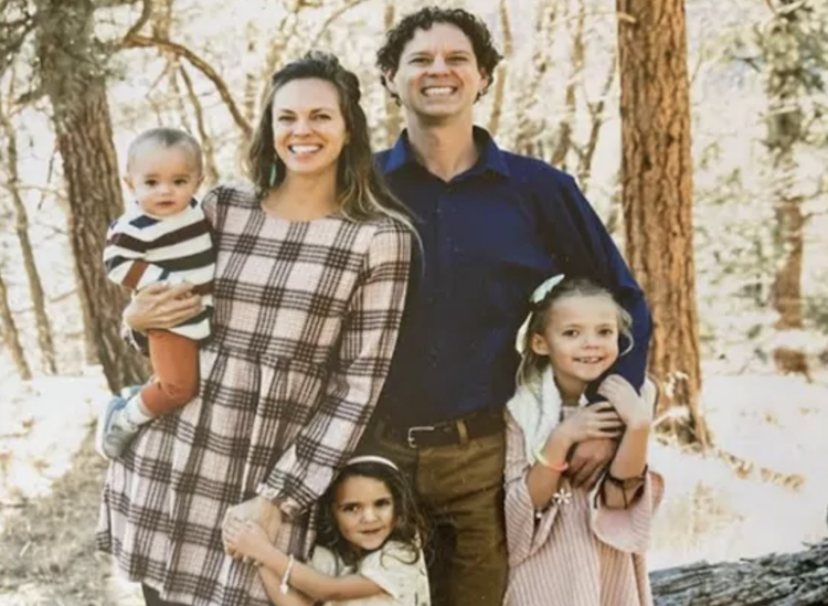Head-On Crash Kills Flagstaff Parents, Their Three Children Survive