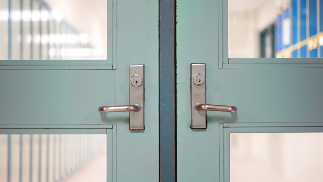 Phoenix Elementary School District Considers Closing Two Schools